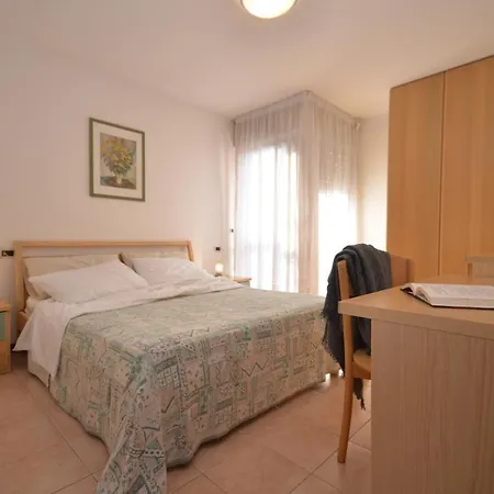 Residenza Porta Del Mare Apartment Lignano Sabbiadoro Exterior photo