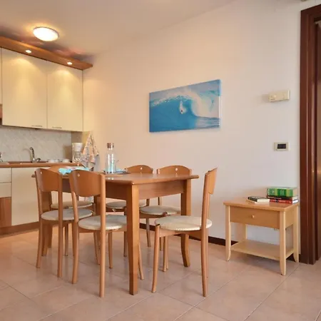 Residenza Porta Del Mare Apartment Lignano Sabbiadoro Exterior photo
