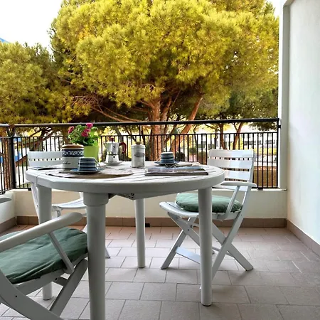 Residenza Porta Del Mare Apartment Lignano Sabbiadoro Exterior photo