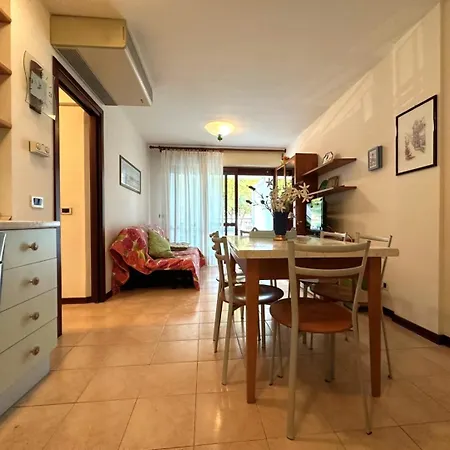 Residenza Porta Del Mare Apartment Lignano Sabbiadoro Exterior photo